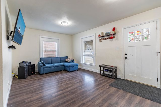 745 Porter Street, Gary, IN 46406