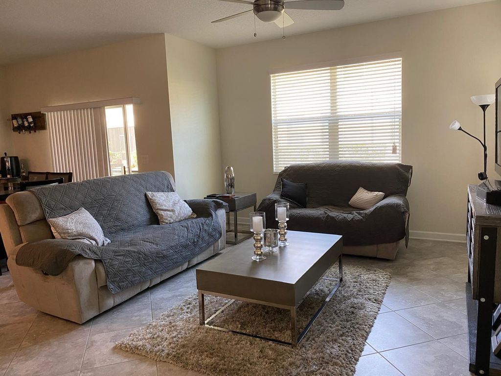 Image 3 of property listing at 15222 HARRINGTON COVE DRIVE, Orlando, FL 32824