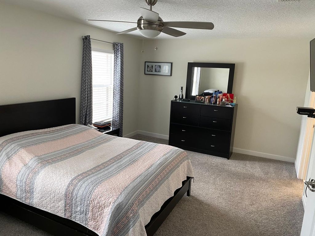 Image 8 of property listing at 15222 HARRINGTON COVE DRIVE, Orlando, FL 32824