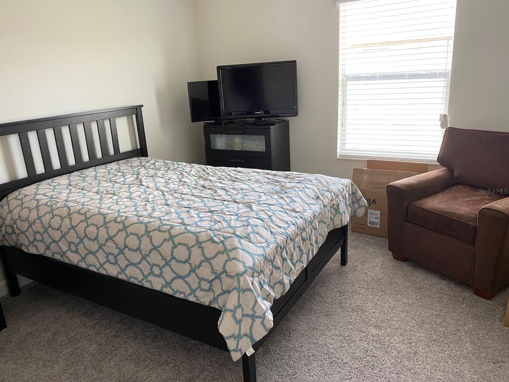 Image 9 of property listing at 15222 HARRINGTON COVE DRIVE, Orlando, FL 32824