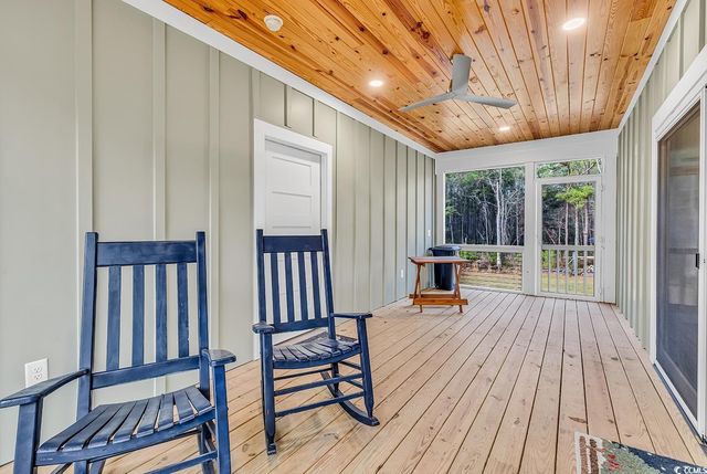 32 Old Pl, Kingstree, SC 29556