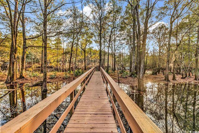 32 Old Pl, Kingstree, SC 29556