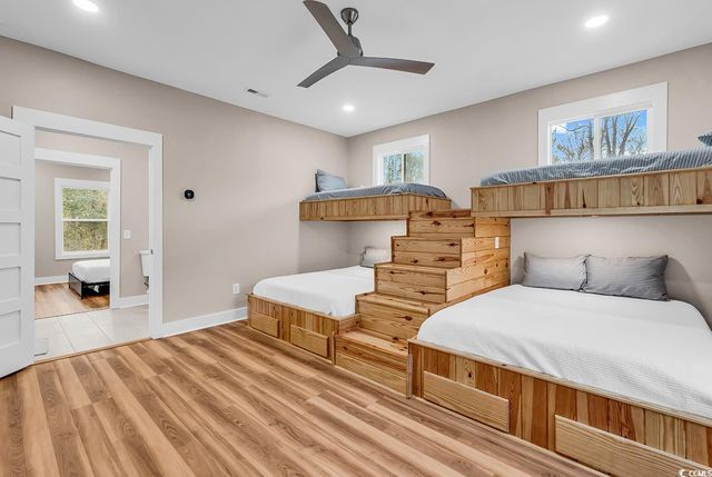 32 Old Pl, Kingstree, SC 29556