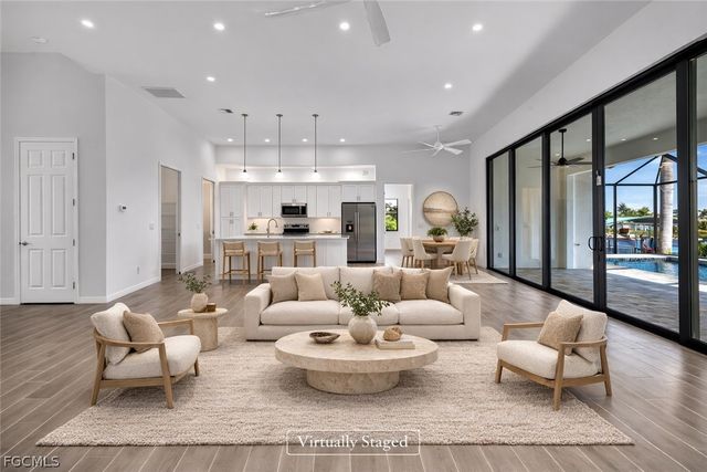 5011 Pelican BLVD, Cape Coral, FL 33914