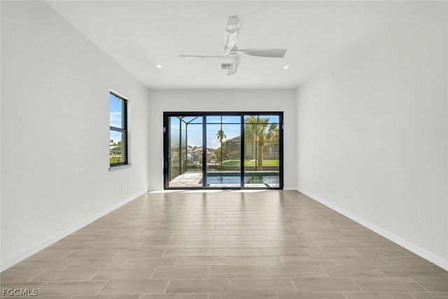 5011 Pelican BLVD, Cape Coral, FL 33914