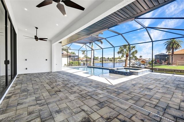 5011 Pelican BLVD, Cape Coral, FL 33914