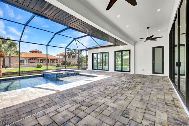 5011 Pelican BLVD, Cape Coral, FL 33914