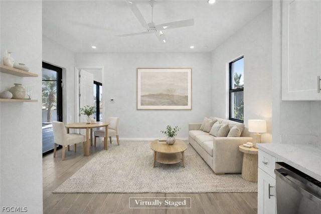 5011 Pelican BLVD, Cape Coral, FL 33914