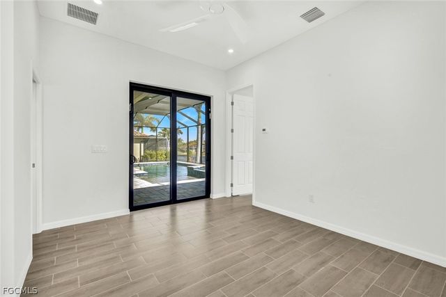 5011 Pelican BLVD, Cape Coral, FL 33914