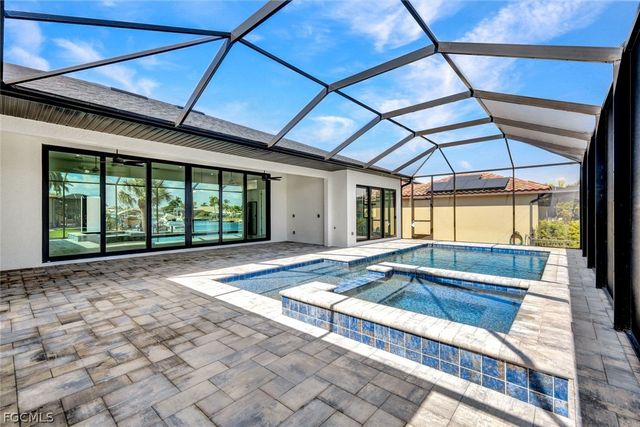 5011 Pelican BLVD, Cape Coral, FL 33914