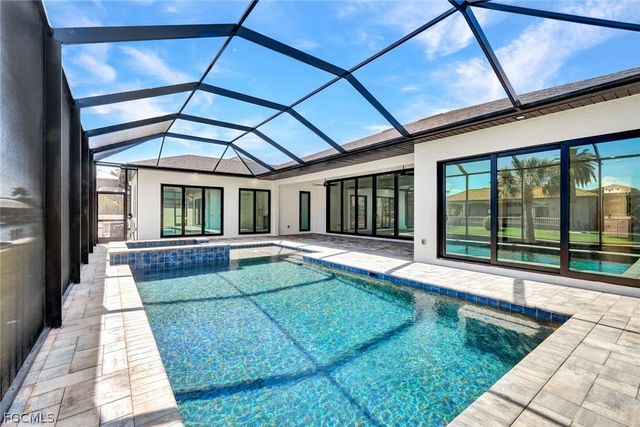 5011 Pelican BLVD, Cape Coral, FL 33914