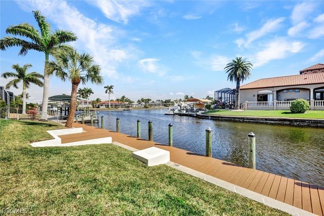5011 Pelican BLVD, Cape Coral, FL 33914