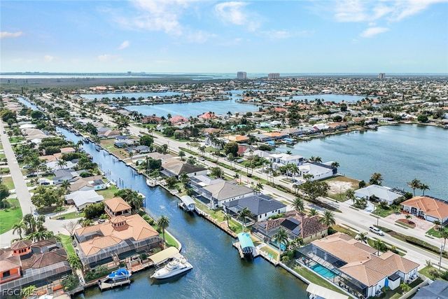 5011 Pelican BLVD, Cape Coral, FL 33914