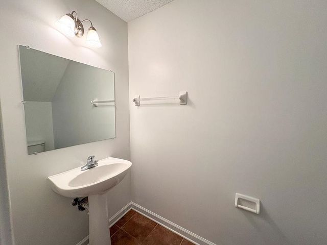 4897 SHADOW CV, Arlington, TN 38002