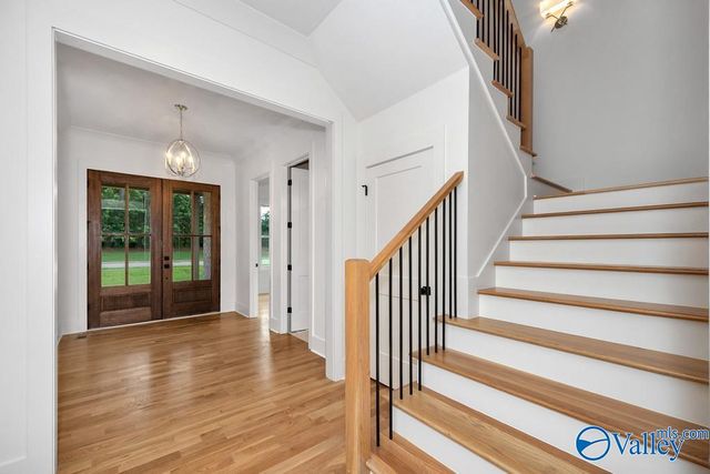 106 Bishop Bend Drive, Huntsville, AL 35806