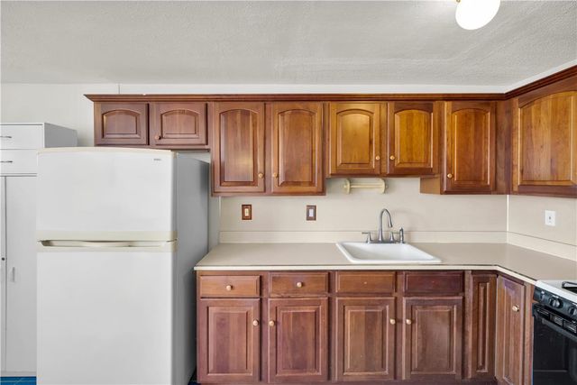 1938 South Idaho Street, Allentown City, PA 18103