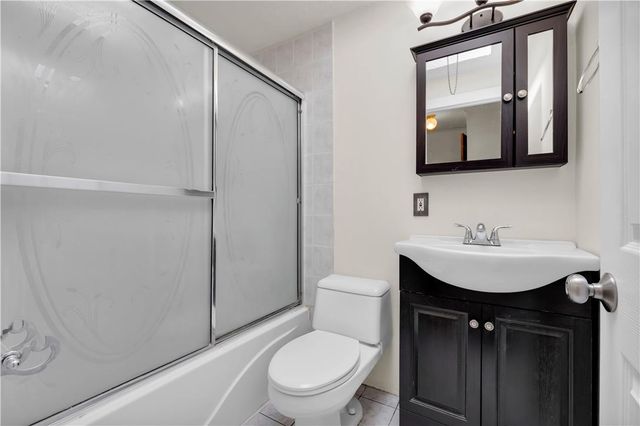 1938 South Idaho Street, Allentown City, PA 18103