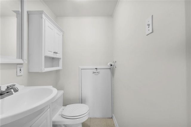 1938 South Idaho Street, Allentown City, PA 18103