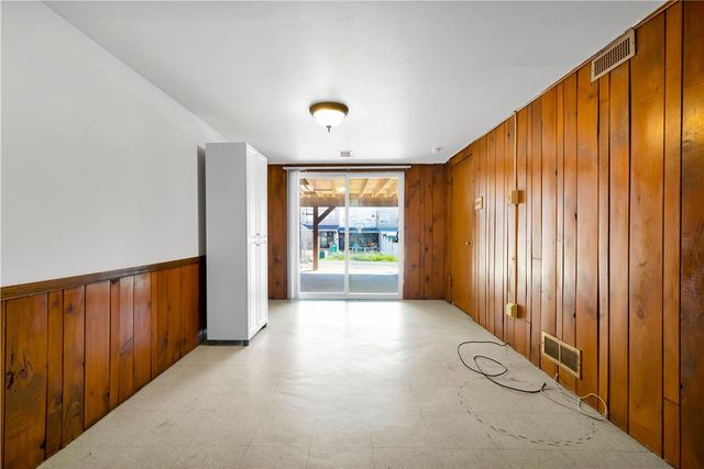 1938 South Idaho Street, Allentown City, PA 18103