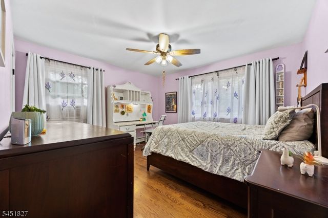 64 Grandview Dr, North Haledon Boro, NJ 07508