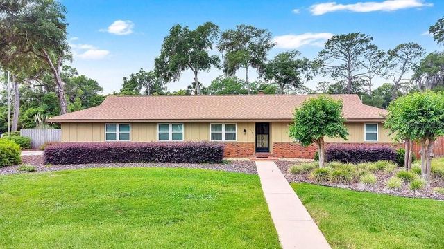 1195 HEIDI COURT, Deland, FL 32720