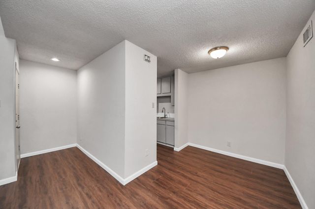 10051 Westpark Drive 272, Houston, TX 77042