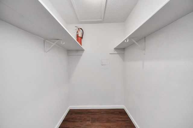 10051 Westpark Drive 272, Houston, TX 77042
