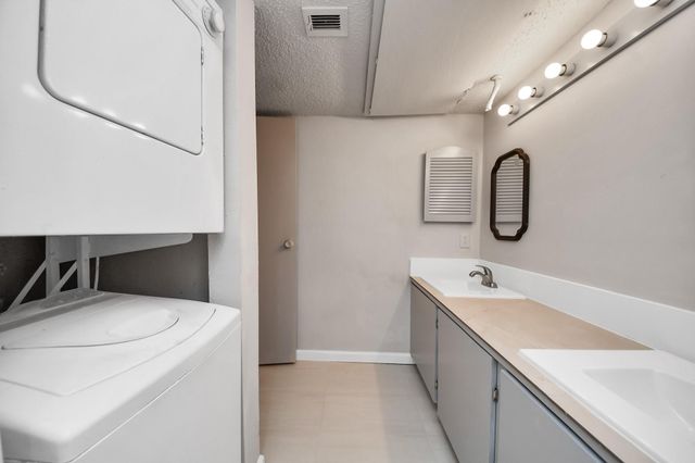 10051 Westpark Drive 272, Houston, TX 77042