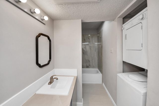 10051 Westpark Drive 272, Houston, TX 77042