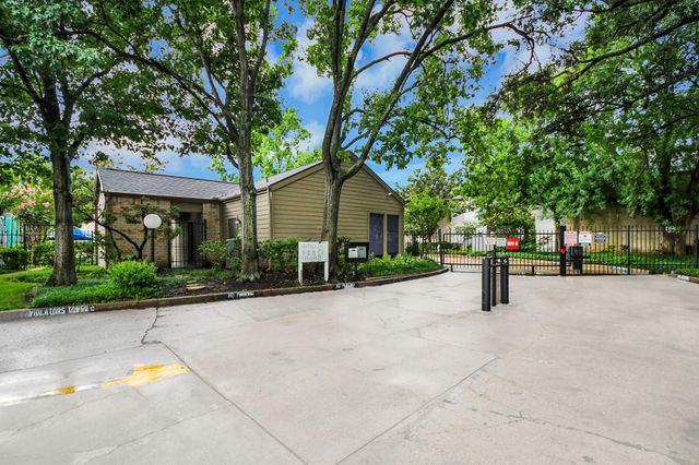 10051 Westpark Drive 272, Houston, TX 77042