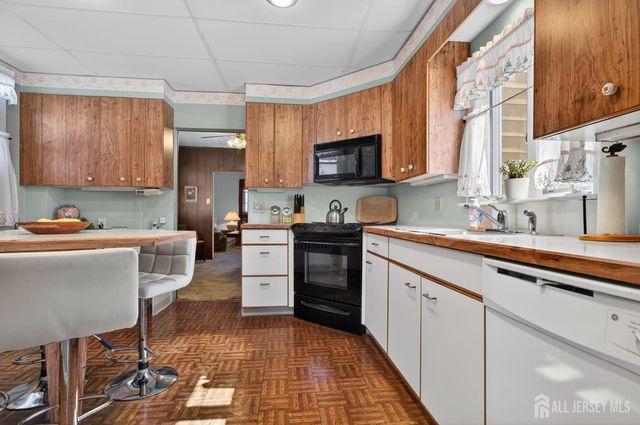 48 South Street, Milltown, NJ 08850