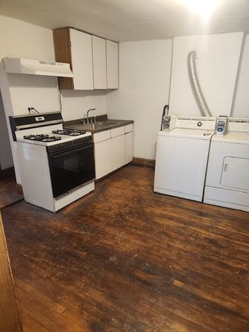 2349 W Grenshaw Street, Chicago, IL 60612