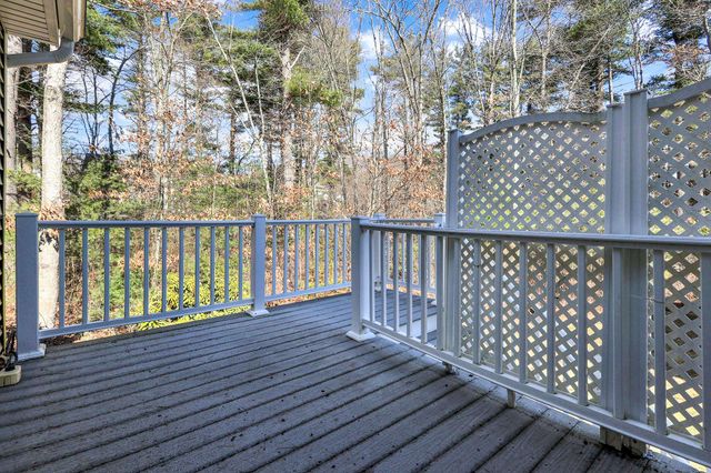 10 Town Village Drive, Salem, NH 03079