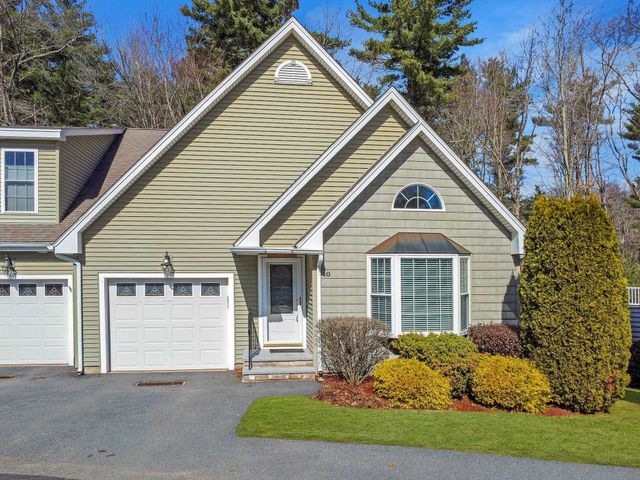 10 Town Village Drive, Salem, NH 03079