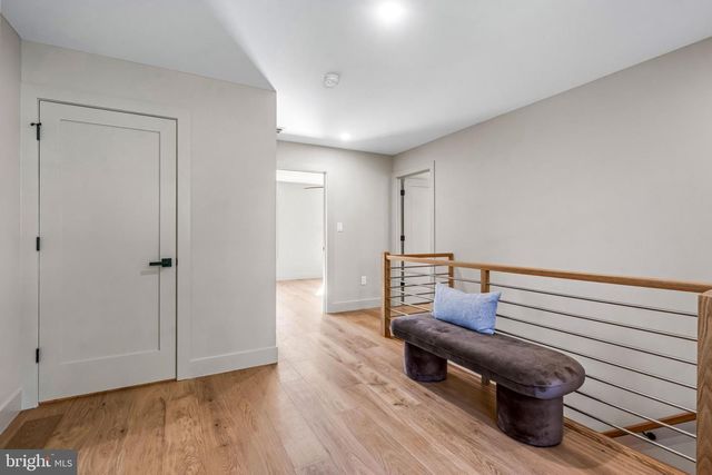 319 E CENTRAL AVE, Moorestown, NJ 08057