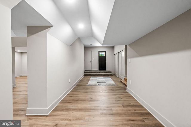 319 E CENTRAL AVE, Moorestown, NJ 08057