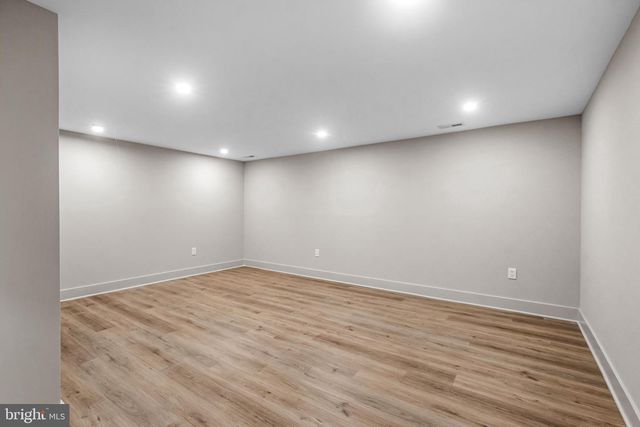 319 E CENTRAL AVE, Moorestown, NJ 08057