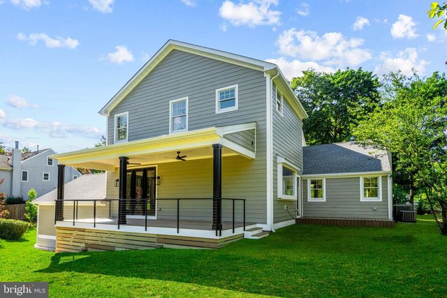 319 E CENTRAL AVE, Moorestown, NJ 08057