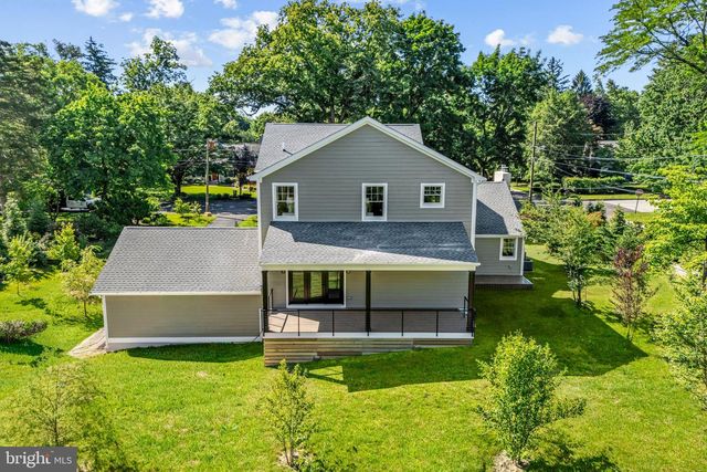 319 E CENTRAL AVE, Moorestown, NJ 08057