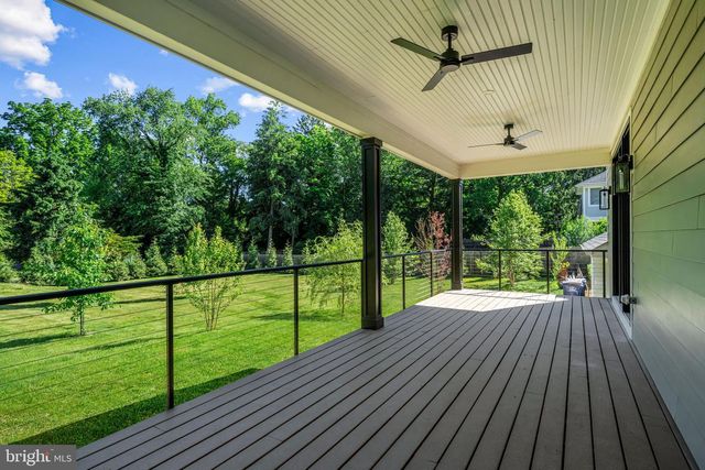 319 E CENTRAL AVE, Moorestown, NJ 08057
