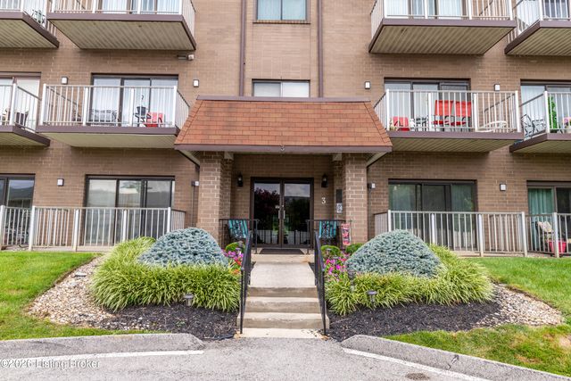 3030 Breckenridge Ln 433, Louisville, KY 40220