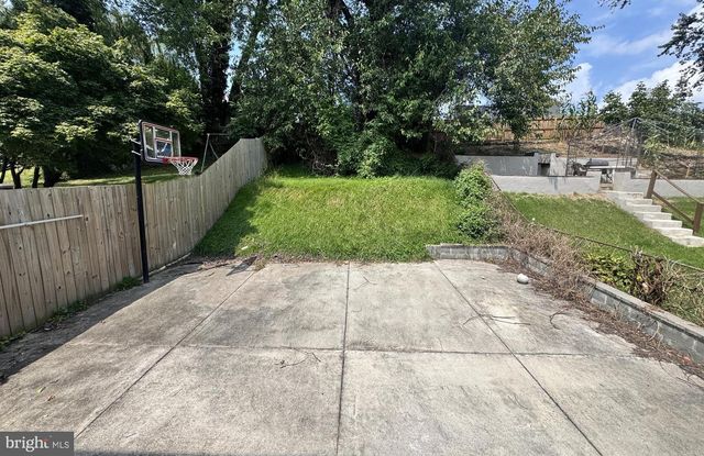 12114 DALEWOOD DR, Silver Spring, MD 20902