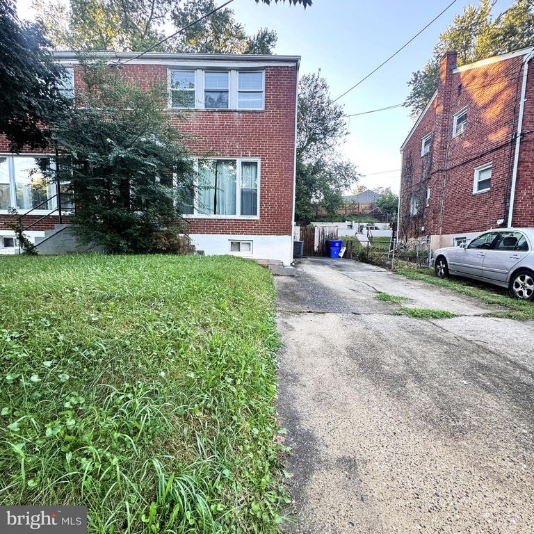 12114 DALEWOOD DR, Silver Spring, MD 20902