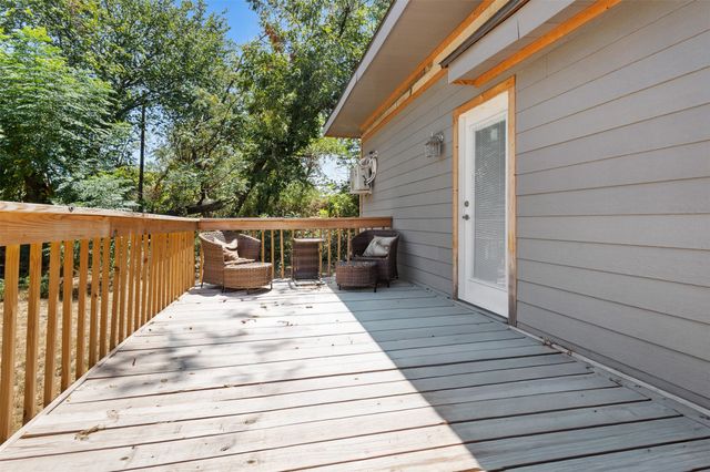 314 N Harding Street, Fort Worth, TX 76102