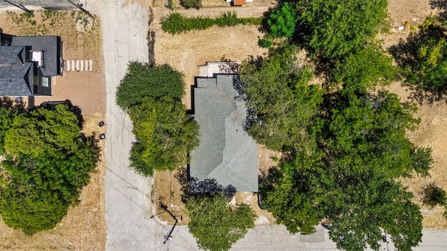 314 N Harding Street, Fort Worth, TX 76102