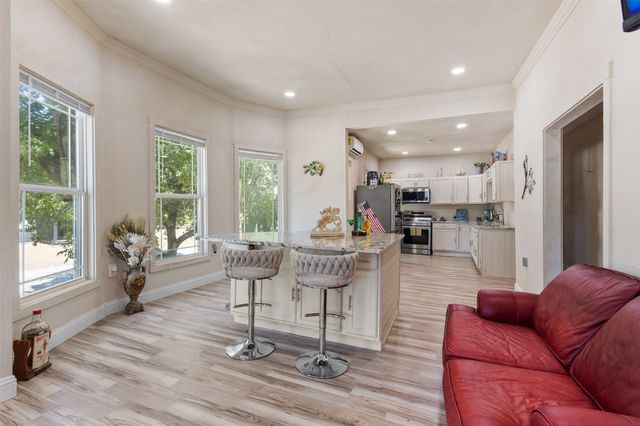 314 N Harding Street, Fort Worth, TX 76102