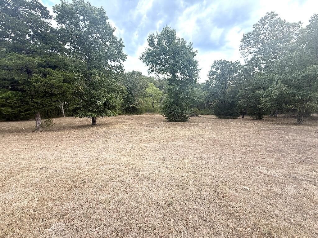 121 Ranch Road, Saddlebrooke, MO 65630