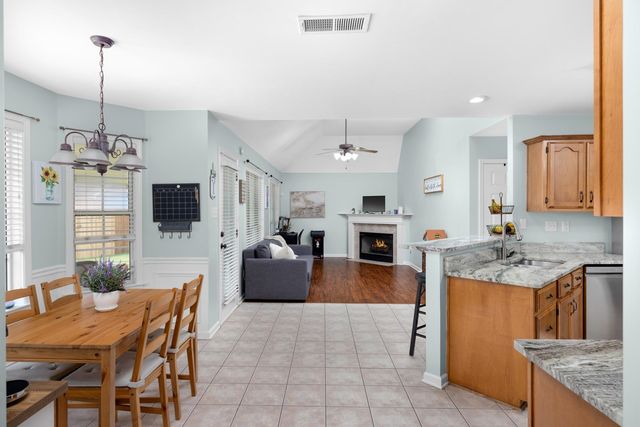 5152 CREEK CV, Bartlett, TN 38002
