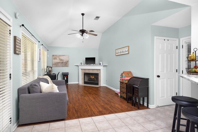 5152 CREEK CV, Bartlett, TN 38002
