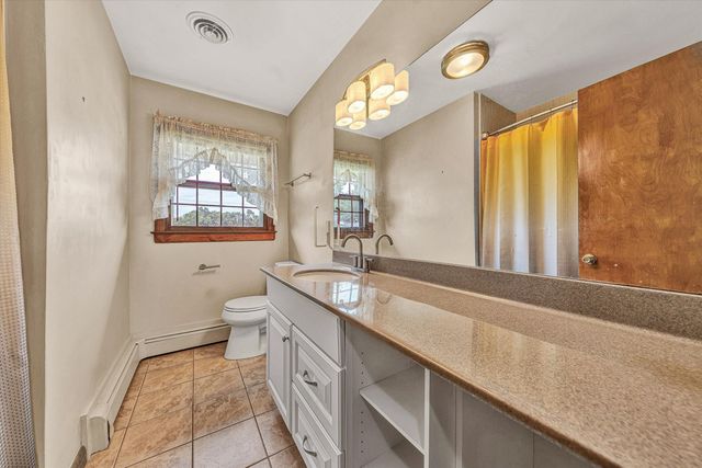 3903 Harvest LN NW, Roanoke, VA 24017